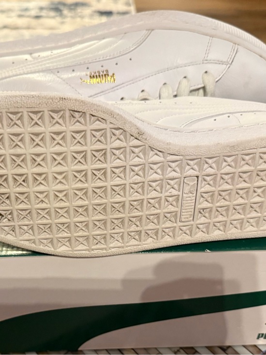 PUMA Basket Classic XXI Lace Up WHITE Sneakers main image 9